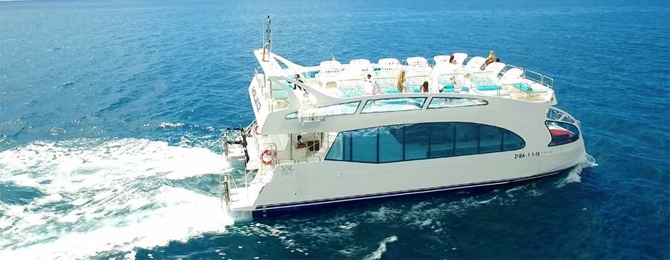 barco vip excellence yate de super lujo crucero pasito blanco Fuerteventura